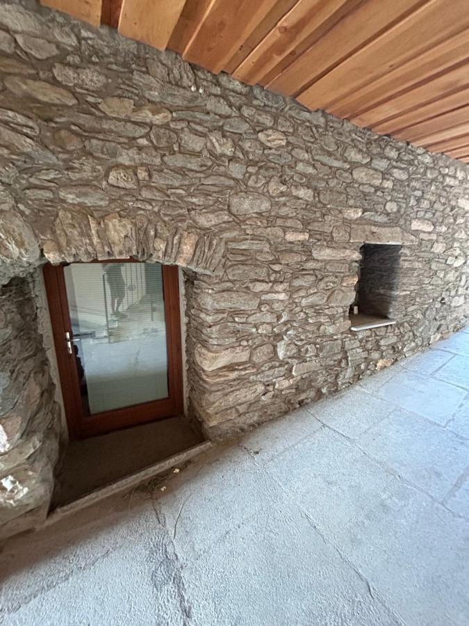 Mountain Cave Hotel Аоста Екстериор снимка